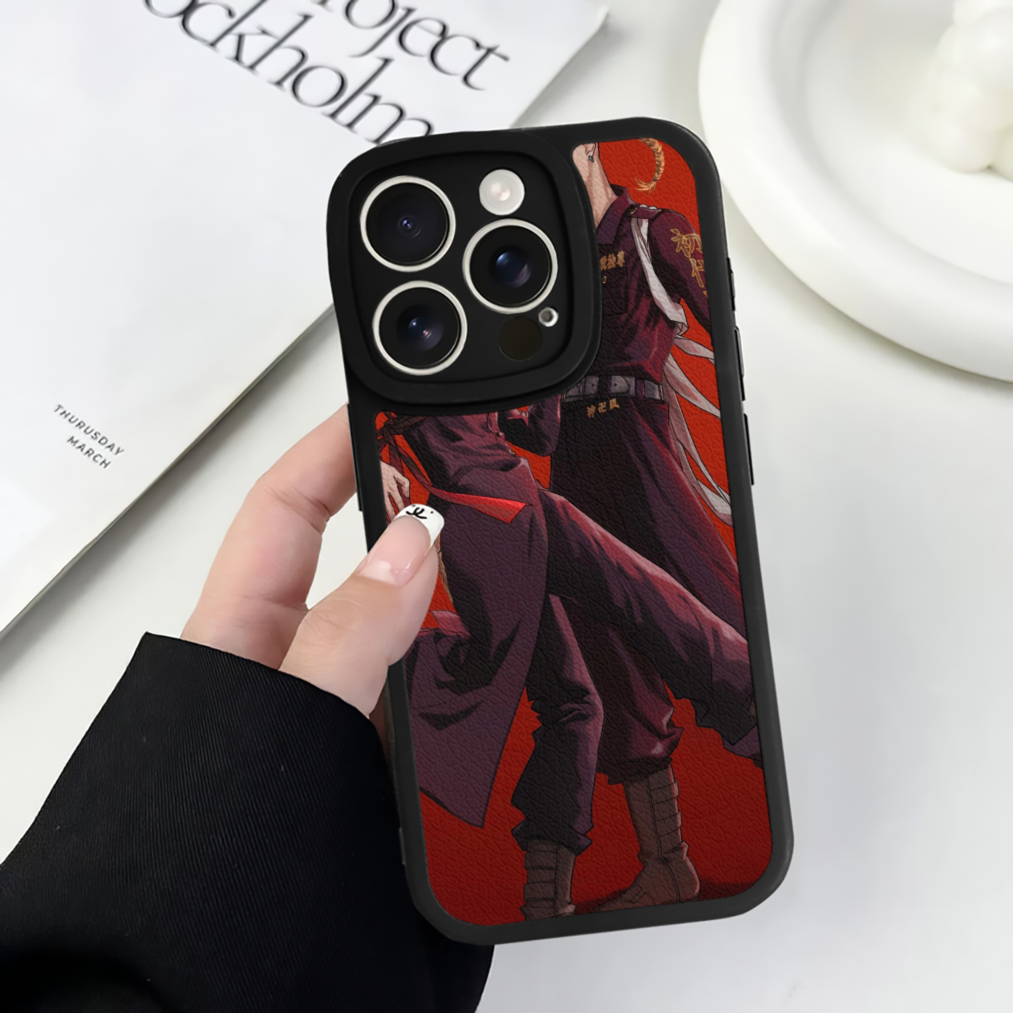 （画像用） 東京リベンジャーズ Tokyo Revengers 【iPhone 16シリーズ対応】シリコンスマホケース（レザー調） 材質：シリコン